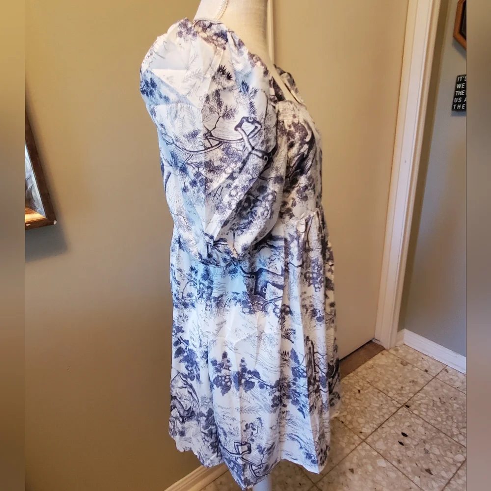 Dress - Picture 3 of 9